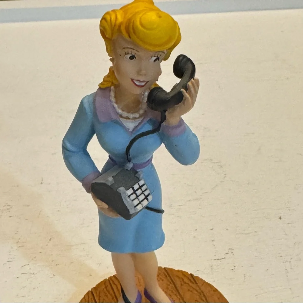 2000 Blondie Comic Figurine Blondie On The Phone Vintage
